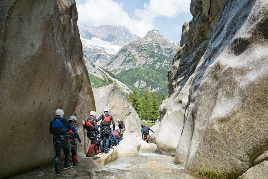 From Interlaken: Grimsel Gorge Canyoning Tour - Why the guides matter so much
