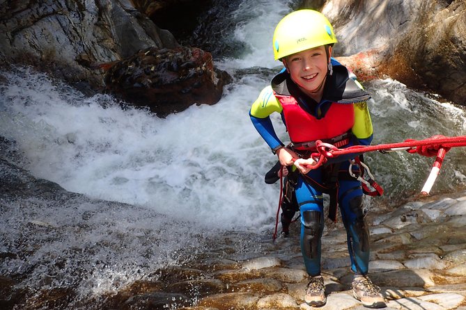 From Marbella: Canyoning Tour in Guadalmina Canyon - The Guadalmina Canyon Experience at a Glance