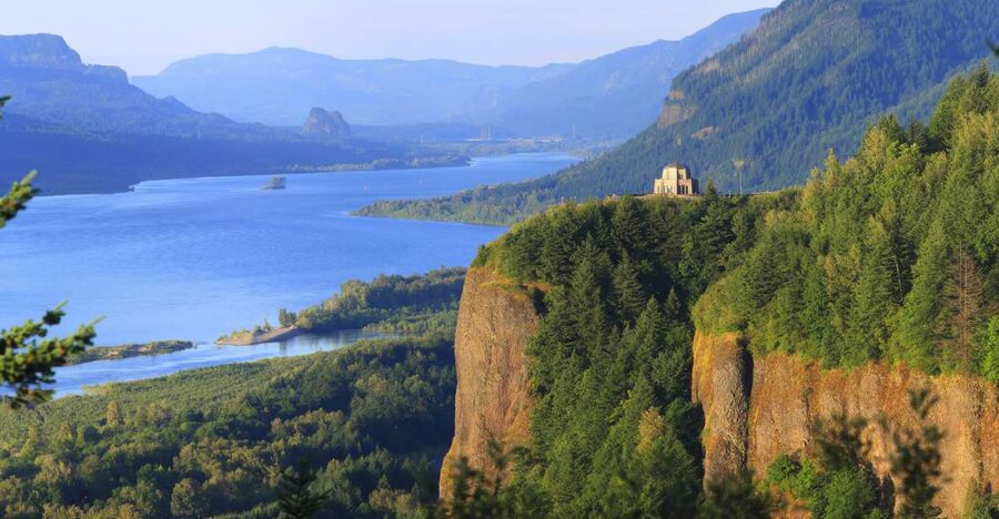 From Portland: 7 Wonders of the Gorge Jetboat Cruise - Leaving Portland from the private dock