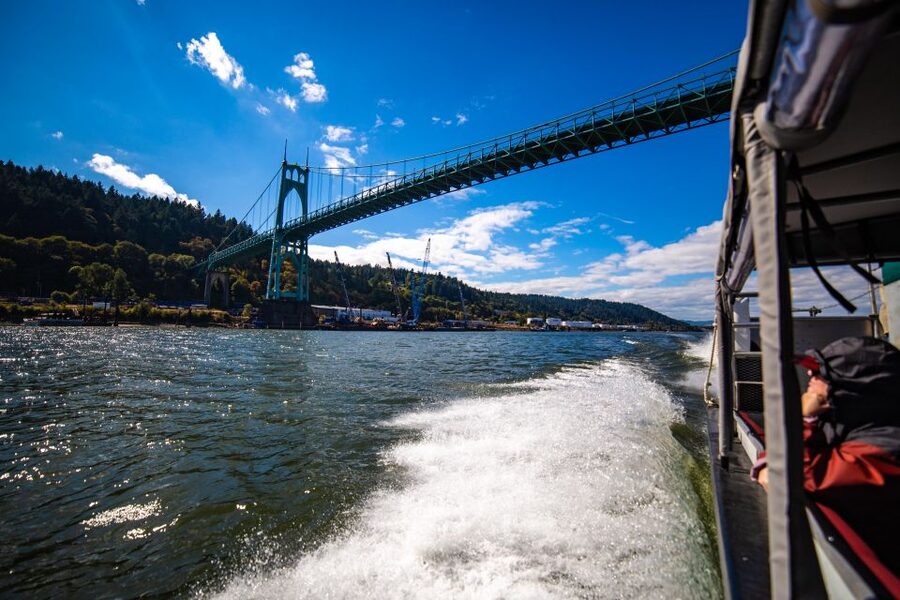 From Portland: 7 Wonders of the Gorge Jetboat Cruise - Moving from the Willamette to the Columbia