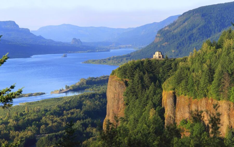 From Portland: 7 Wonders of the Gorge Jetboat Cruise - The Willamette River start