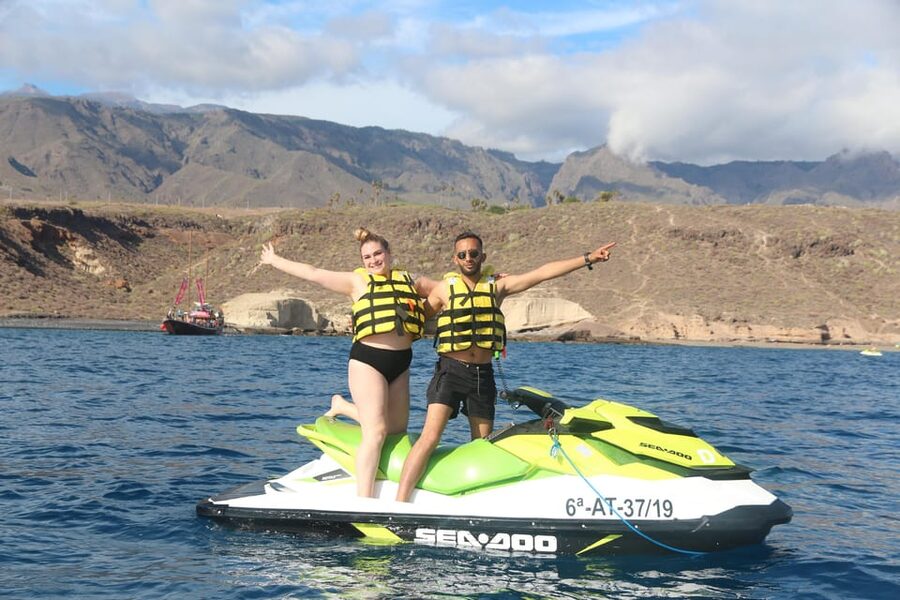 From Puerto Colon : 1 hour adrenaline JetSki tour - Who will enjoy this most?