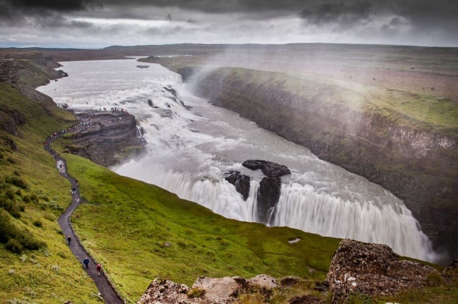 From Reykjavik: Golden Circle and Lava Caving Adventure - Þingvellir connects geology and government