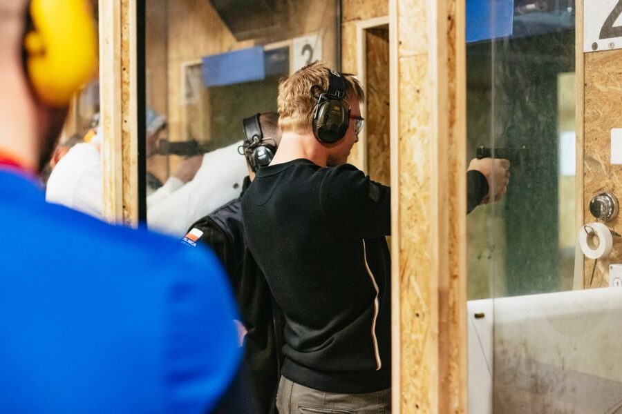 Gdańsk: Extreme Gun Shooting Experience with Transfers - Choosing between Basic, Rambo, and Terminator