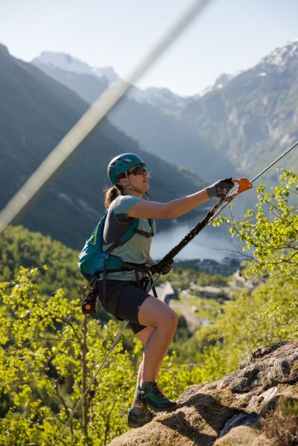 Geiranger: Rappelling tour with epic view - Flydalsjuvet without the usual roadside crowd