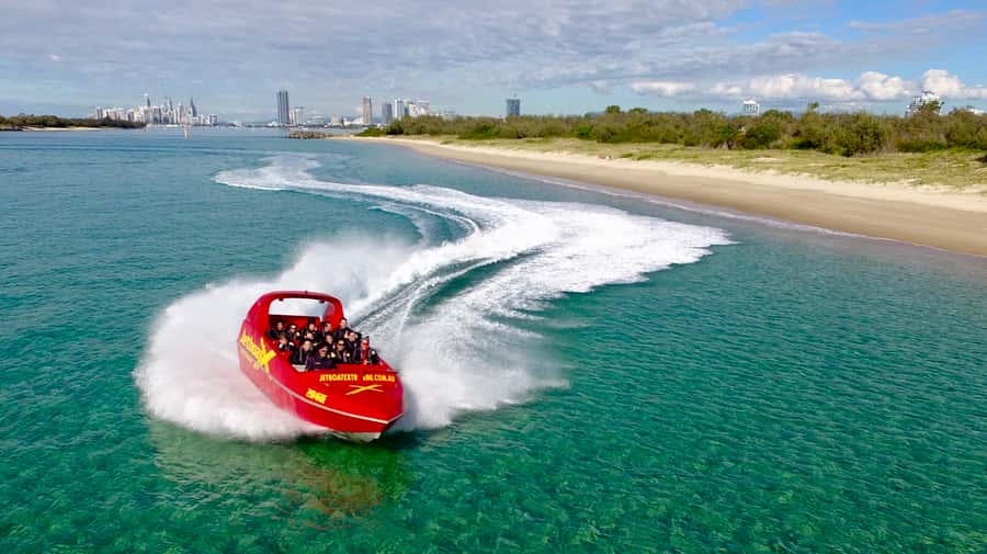 Gold Coast: 55-Minute Extreme Jet Boat Ride - 650 horsepower, 80 kilometers per hour, and 360-degree turns
