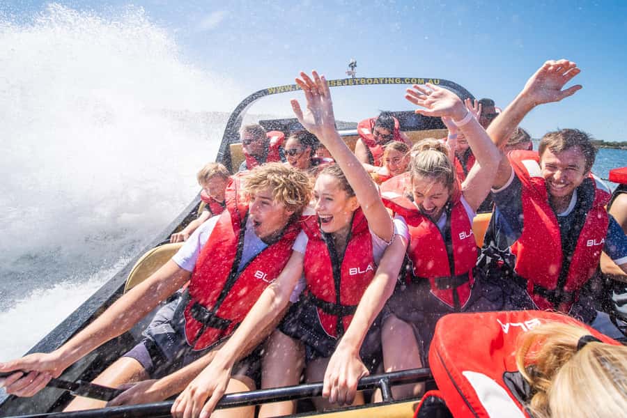 Gold Coast: Extreme Jet Boat Blast Ride - From Cavill Avenue to the Southern Broadwater