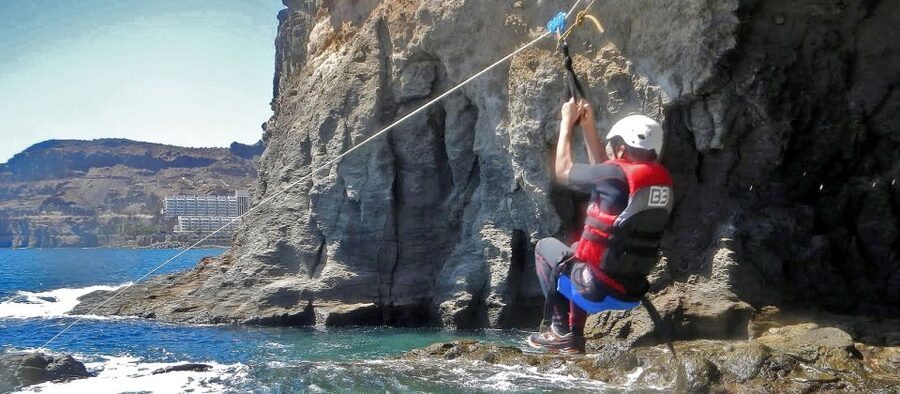 Gran Canaria: Adrenaline-Filled Coasteering Experience - Group Size, Guides, and the Feel of the Day