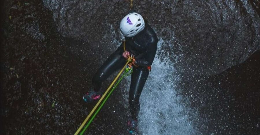 Gran Canaria: Canyoning in the Rainforest - The 2-kilometer approach sets the pace