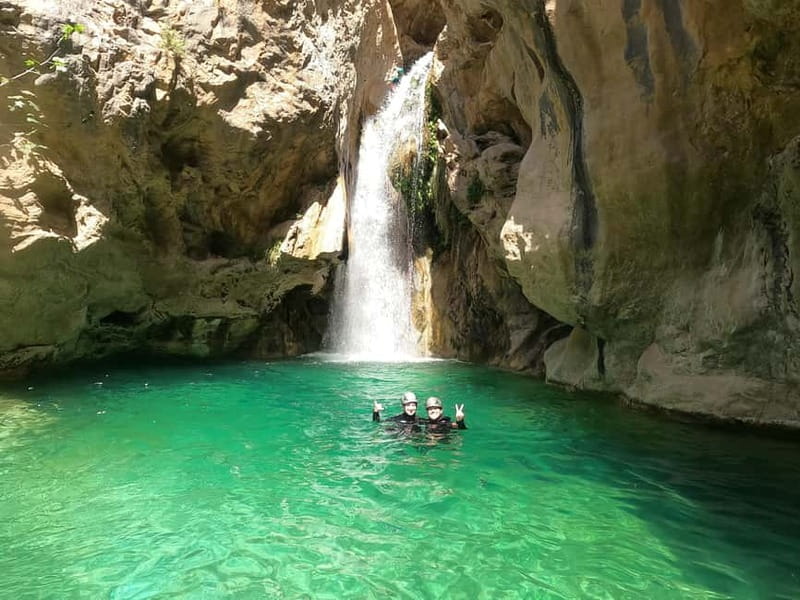 Granada: Rio Verde Canyoning Tour with Photos & Videos - Why Río Verde Works for First-Time Canyoning