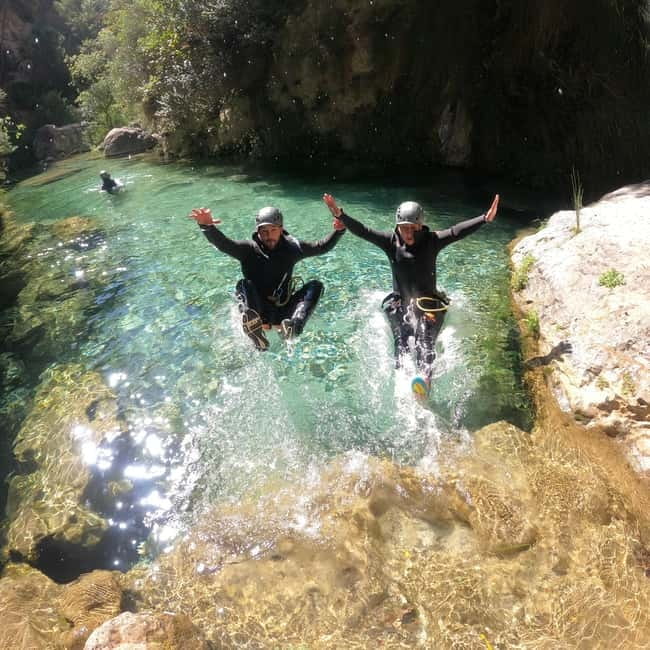 Granada: Rio Verde Canyoning Tour with Photos & Videos - How the Guides Shape the Experience