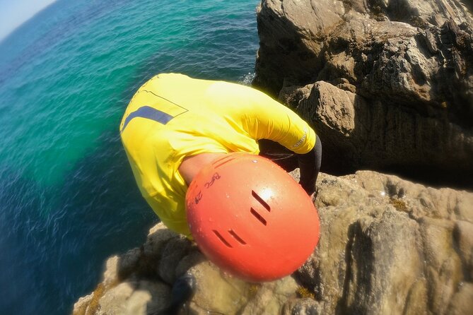 Half-Day Coasteering in Newquay Cornwall - The first swim and the easy jumps