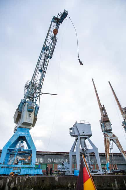 Hamburg: Bungee Jumping 50 Meters High over the Harbor - Key Points Before You Book