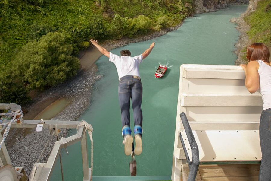 Hanmer Springs: 35-Meter Bungy Jump off Waiau Bridge - Practical details that matter