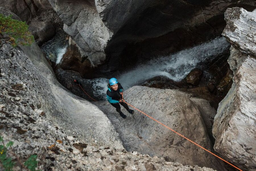 Heart Creek Canyoning tour - Beginner friendly - Near Banff - The 30-minute rappel class