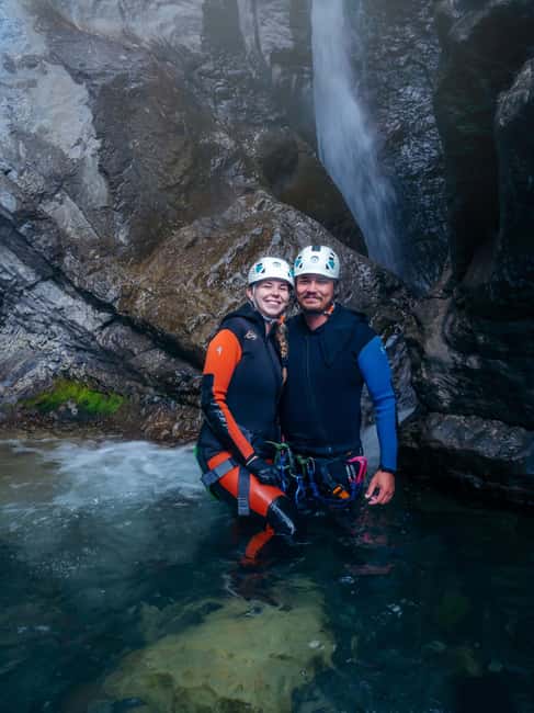Heart Creek Canyoning tour - Beginner friendly - Near Banff - The upper canyon: practice with room to settle in