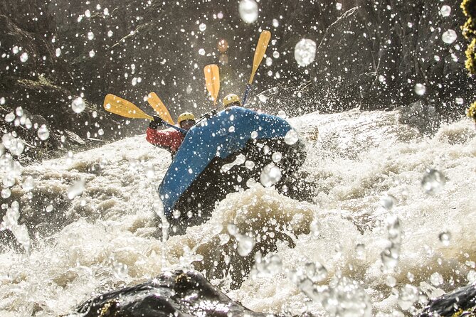 Iceland’s Top Grade 4 Rafting – Drysuit, Canyon & Adrenaline - Guides, kayakers and safety on the water