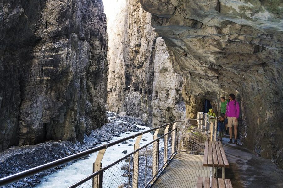 Interlaken: Canyon Swing in Grindelwald - Should you book the Grindelwald canyon swing?
