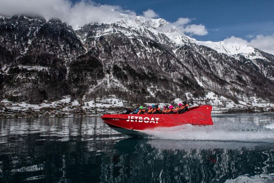 Interlaken: Winter Jetboat Ride on Lake Brienz - Staying warm and dry on the boat