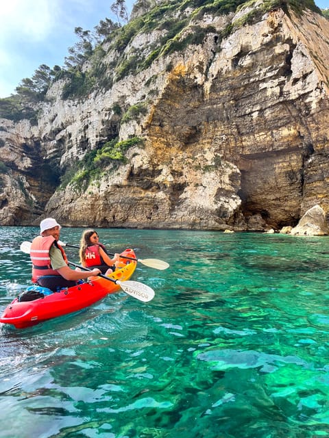 Jávea: Cala Portixol Kayak Tour with Snorkel & Cliff Jumping - What is included for $59?
