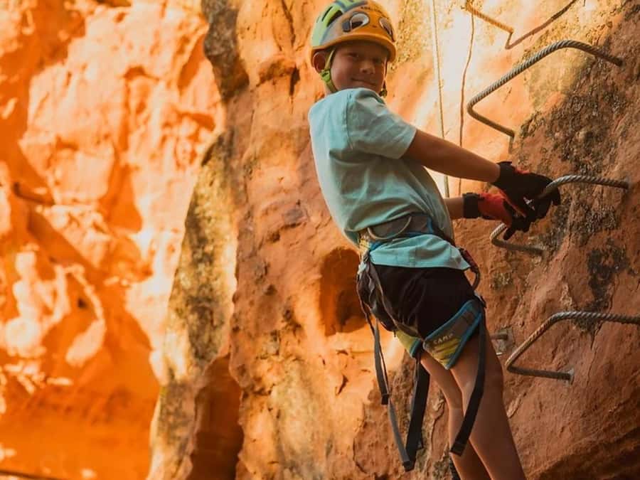 Kanab: Coral Pink Sand Dunes UTV, Canyoneering & Rappelling - Hiking Toward Coral Cave and the Window of the Dunes