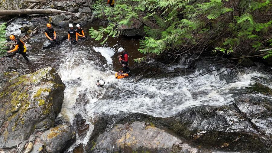 Kelowna: Adventure Canyoning Tour - The 30-minute walk back and the end of the day