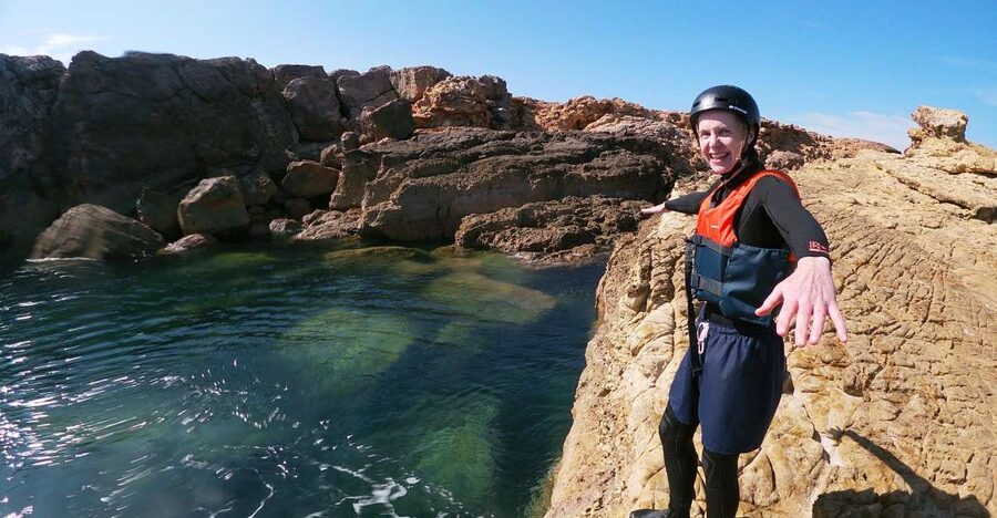 Kids Version - Coasteering with snorkeling: Algarve - Rock jumps from 1 to 6 meters