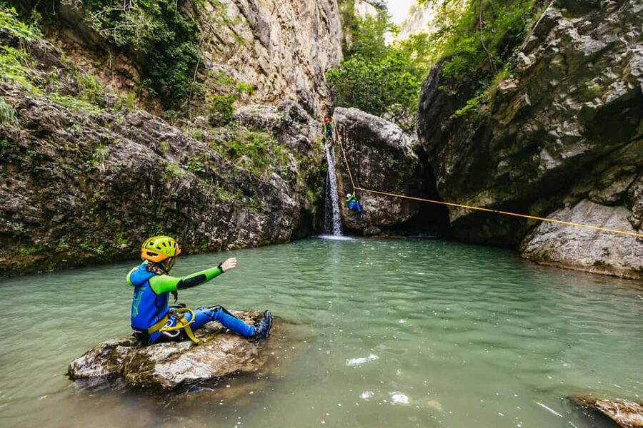 Lake Garda: Family Friendly Canyoning Tour - The 10-minute walk to the canyon