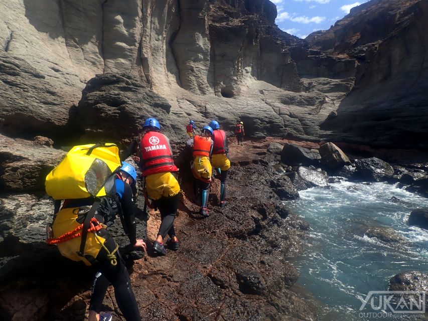 Las Palmas: Coastering, Via Ferrata, Water Jumping & Snorkel - The suspension bridge and abseiling