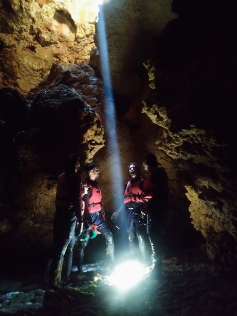 Lisbon: Arrábida Kayak and Coasteering Adventure Tour - Optional cliff jumps and coasteering
