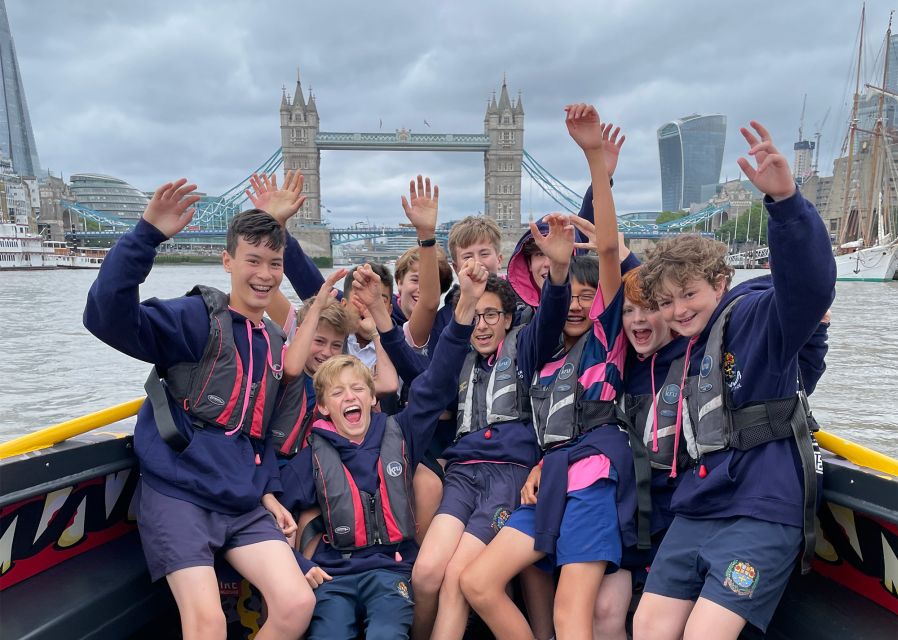 London: 40-Minute Thames Beast Jetboat Tour - Tower Bridge is the last calm photo stop
