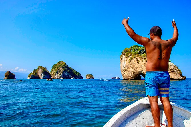 Los Arcos 5 islands Snorkeling Cliff Jumping and Hidden Beach - What this Puerto Vallarta trip actually feels like