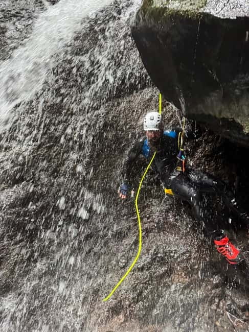 Madeira Canyoning For Beginners Ribeira Funda Level 3 - Key points at a glance