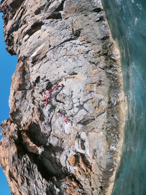Madeira: Coasteering Tour - Swimming, snorkeling, and sea caves