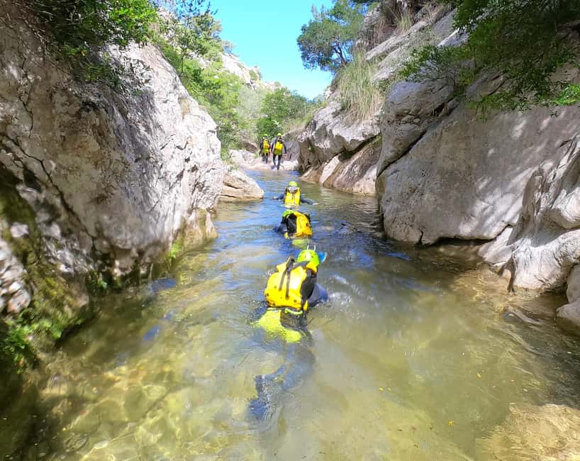 Mallorca: Beginner Canyoning -Level I - Why Na Mora Canyon works for beginners
