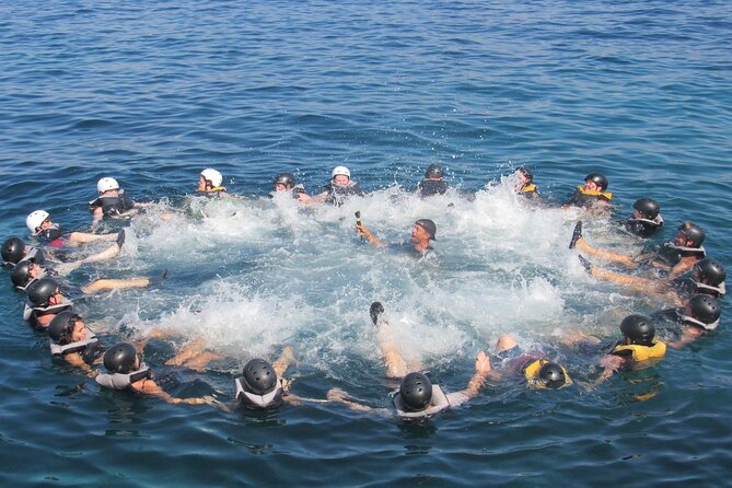 Mallorca: Kayaking, Sea Cave, Cliff Jumping & Snorkel Tour - Entering the sea cave and finding the treasure