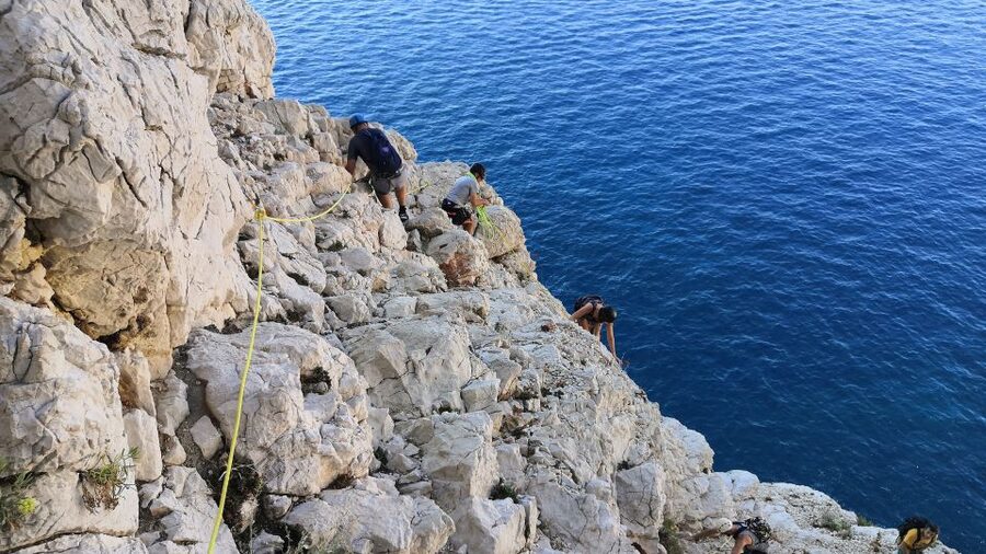 Marseille : Via Ferrata in the calanque of Sormiou - Rappels and ziplines add the excitement