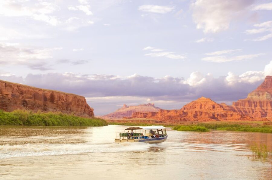 Moab: 1-Hour Express Jet Boat Tour on Colorado River - Key points to know before booking