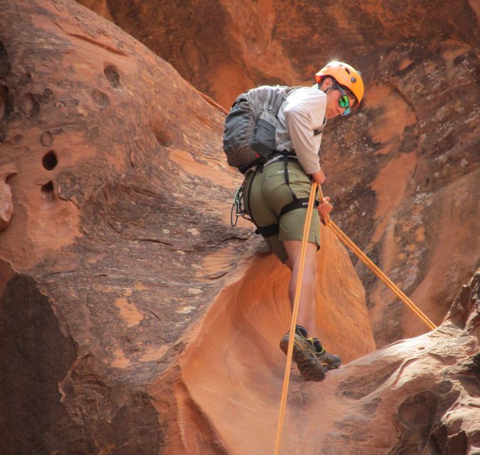 Moab: Morning or Afternoon Half-Day Rappelling Tour - Practical Packing Advice
