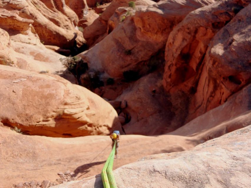 Moab: Morning or Afternoon Half-Day Rappelling Tour - Water, Pools, and Small Falls