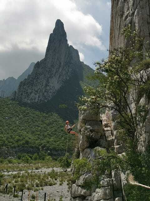 Monterrey: Rappelling class in La Huasteca Park - A friendly team makes a difference