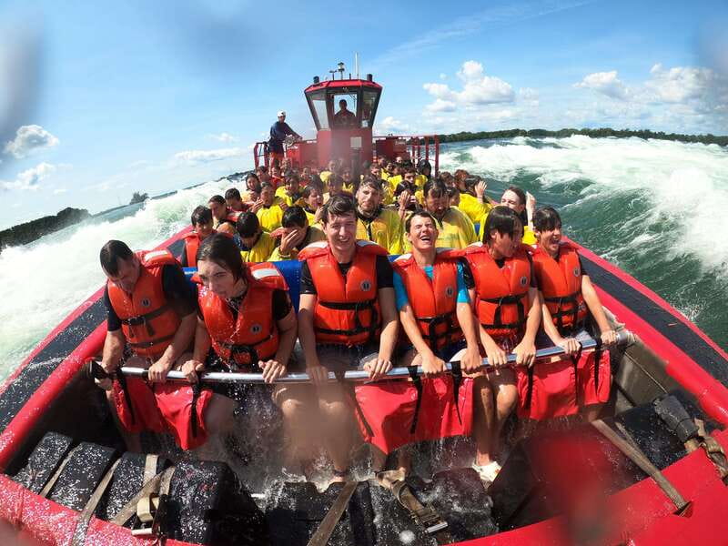 Montreal: Jet Boating on the Lachine Rapids - The first five minutes: Old Port views and a safety briefing