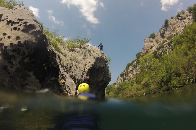 Multi Adventure Experience - Rafting with elements of canyoning - Cliff jumping without the pressure