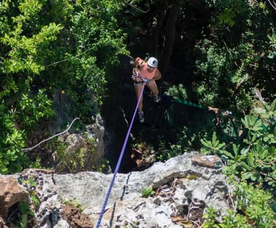 Nadi: Abseiling, Zipline, and Cave Tour with Meal - The 40-meter abseil into Tau Caves