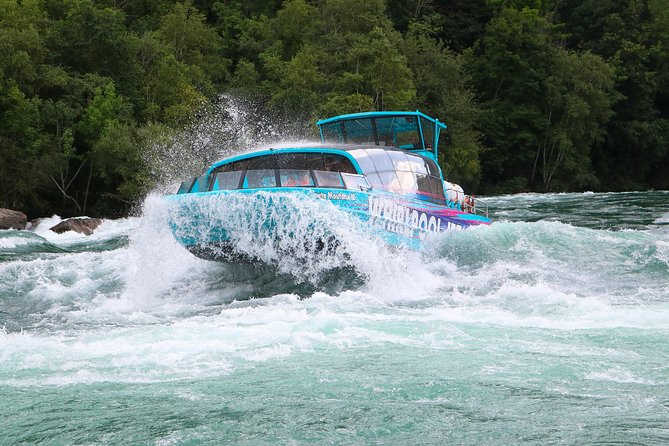 Niagara CANADA, Domed (Dry) Jet Boat Tour - The river ride begins at Niagara-on-the-Lake