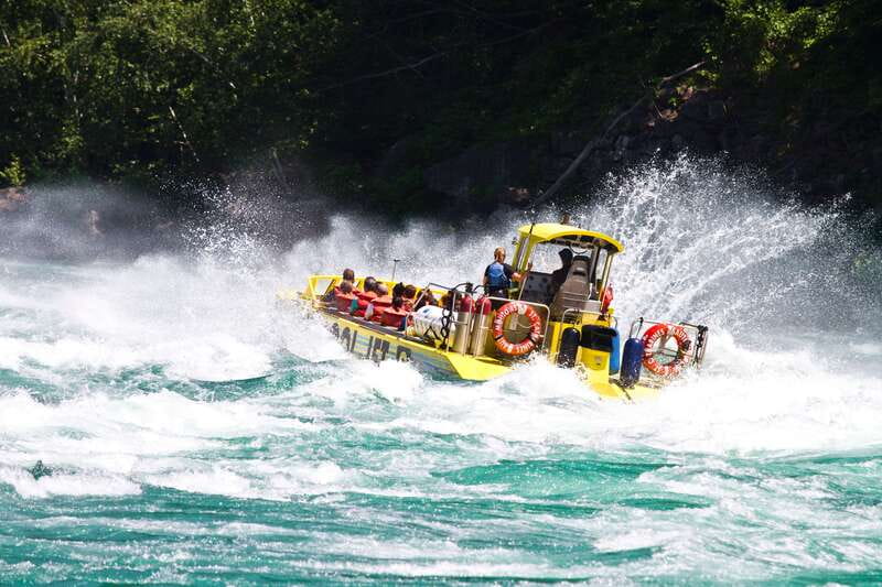 Niagara Falls, ON: Jet Boat Tour on Niagara River - The wetness factor is not a small detail