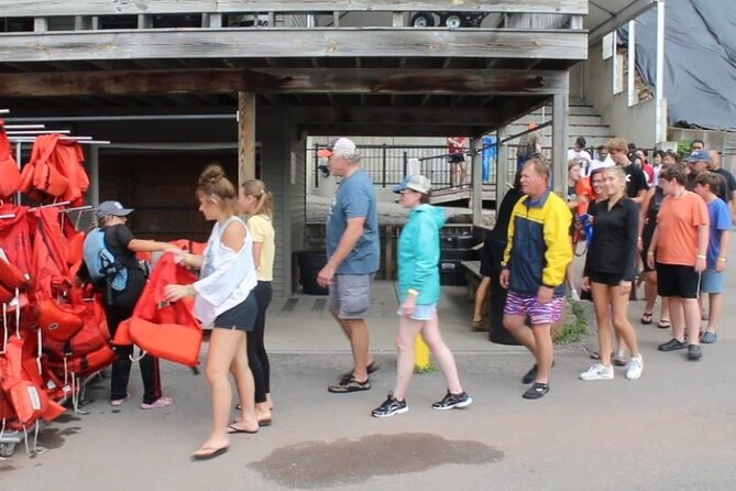 Niagara Falls USA, Open-Top (Wet) Jet Boat Tour - Devil’s Hole Rapids bring the first real jolt