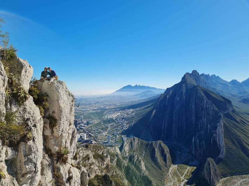 Nido de Aguiluchos: Hiking, rappel and breathtaking photos - The climb is moderate in description, serious in practice