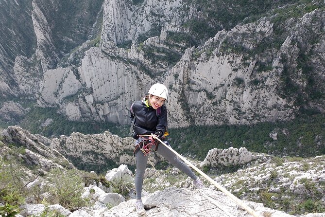 Nido de los Aguiluchos, Monterrey: Hiking + Rock Climbing + 3 Rappels - What the difficulty rating really means