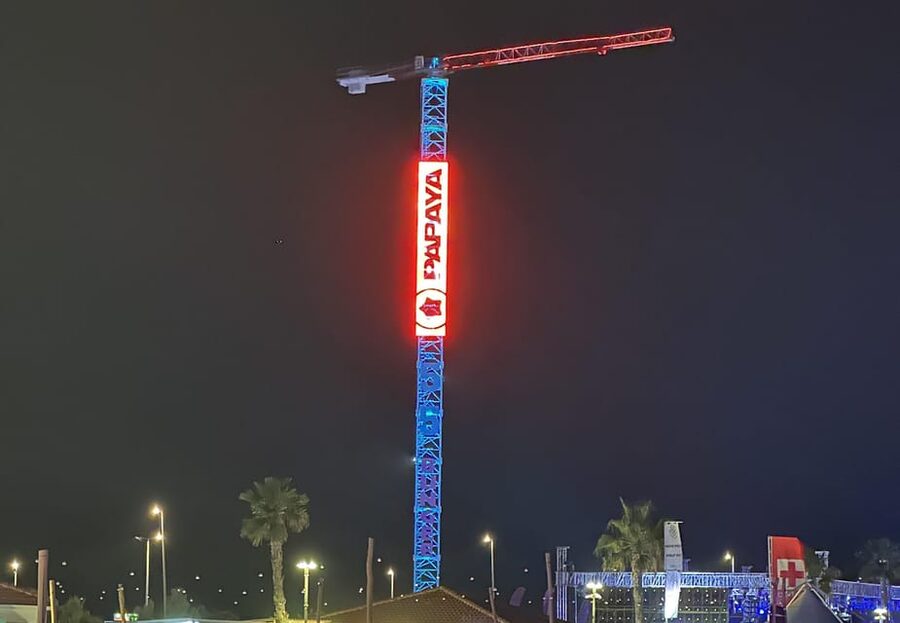 Novalja: Zrce Beach Tandem Bungee Jumping Experience - Daylight or night: choosing the right session